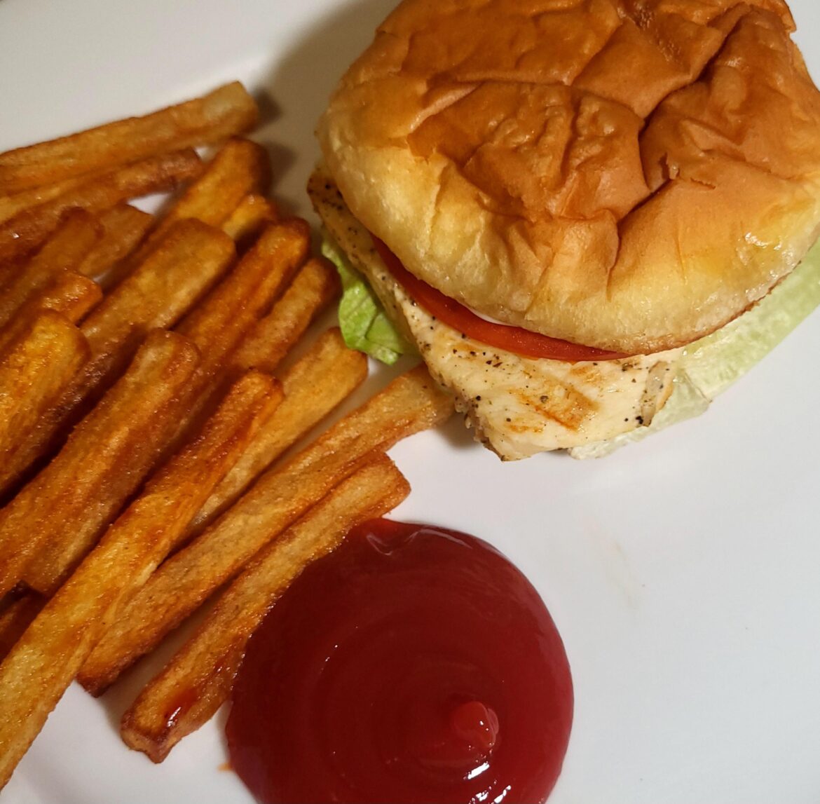Wife's been loving these homemade chicken sandwiches & fries.