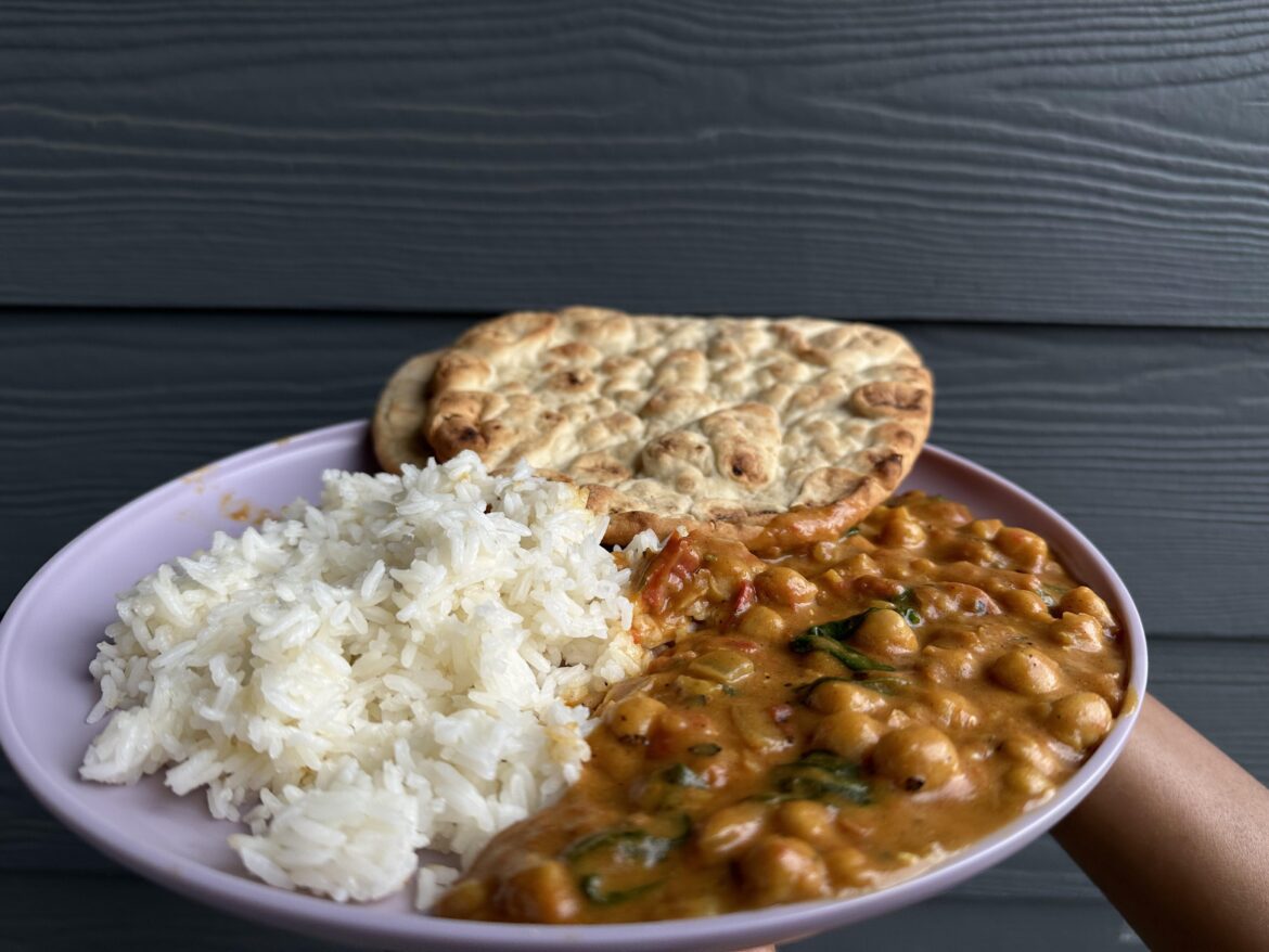 Coconut curried chickpeas w/ garlic naan and jasmine rice