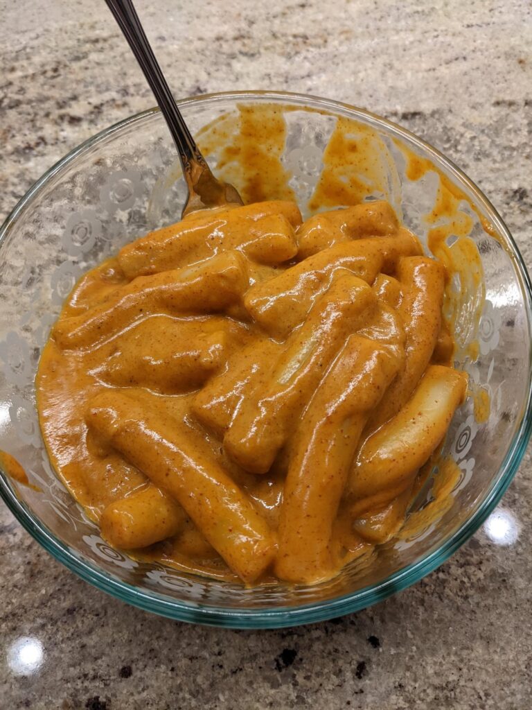 I tried out pulmone's rose tteokbokki!