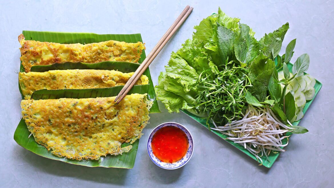 where can I find the best Vietnamese Bánh Xèo dish in Austin?