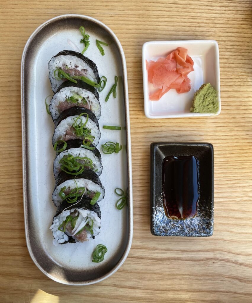 cal estimate for negitoro roll?