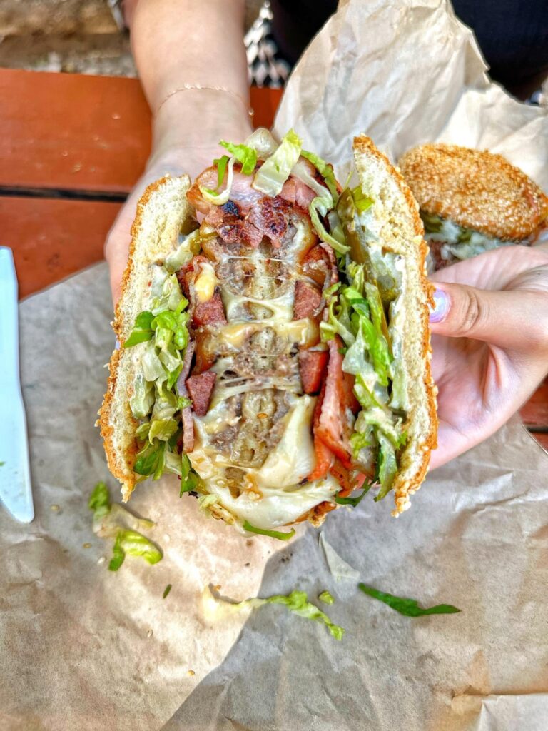 Cuantas Hamburguesas is delicious Cuantas Hamburguesas is delicious