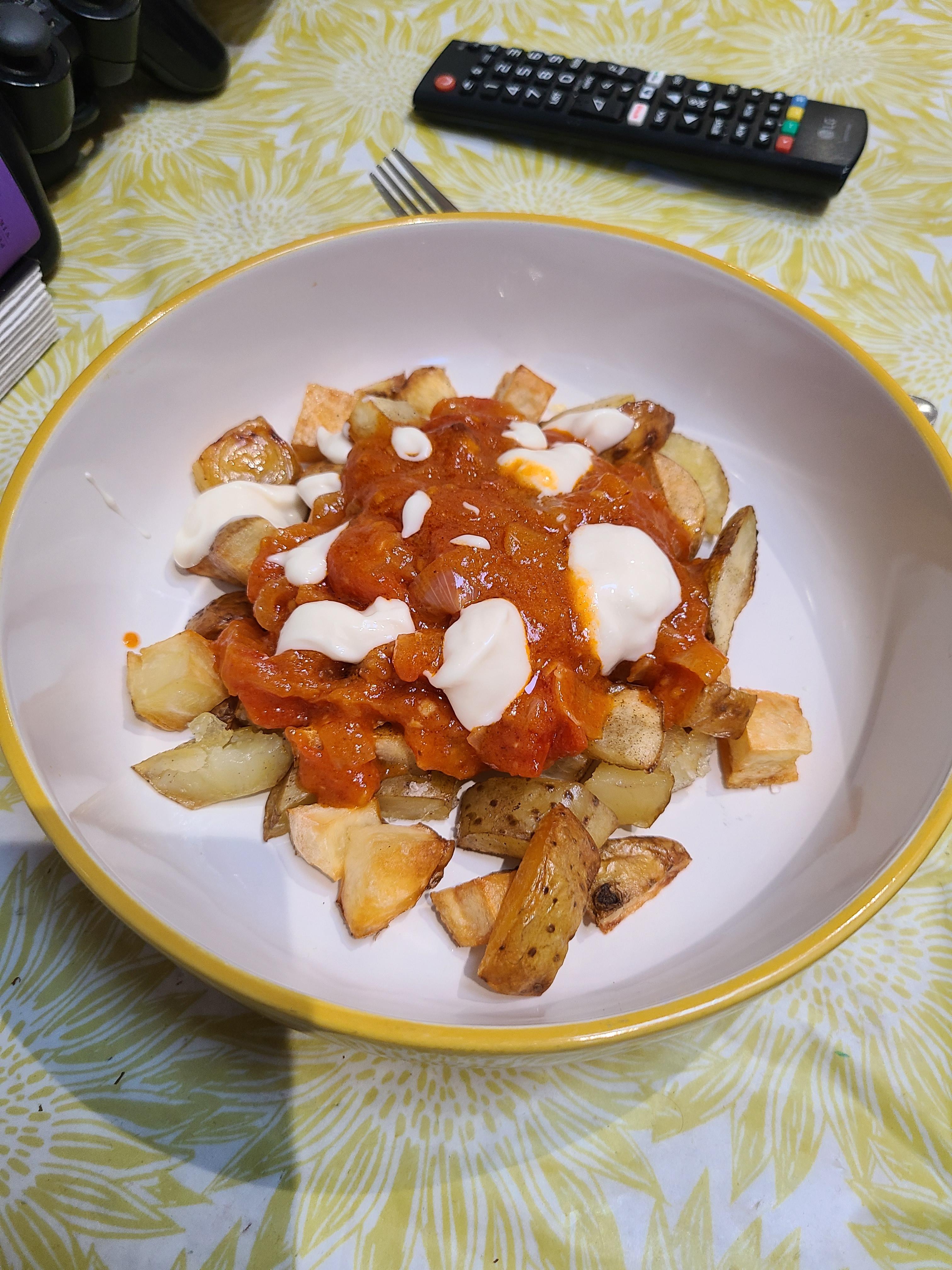 Vegan patatas bravas aka bougie ass lunchtime Dining and Cooking