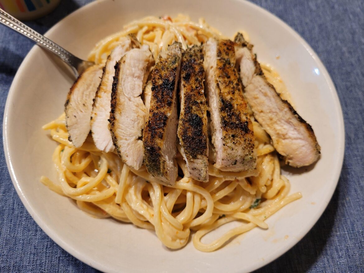 Creamy Aglio e Olio Chicken Pasta, 10/10