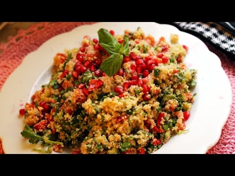 Easy Bulgur Salad With Pomegranate / By Aysenur Altan Easy Bulgur Salad With Pomegranate / By Aysenur Altan