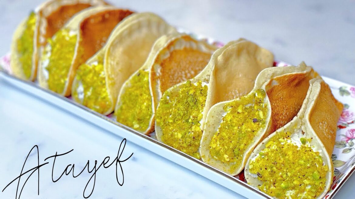 The BEST Atayef/Katayef/Qatayef Recipe | 2 Fillings: Ashta/Kashta & Walnuts | قطايف بالقشطة و الجوز The BEST Atayef/Katayef/Qatayef Recipe | 2 Fillings: Ashta/Kashta & Walnuts | قطايف بالقشطة و الجوز