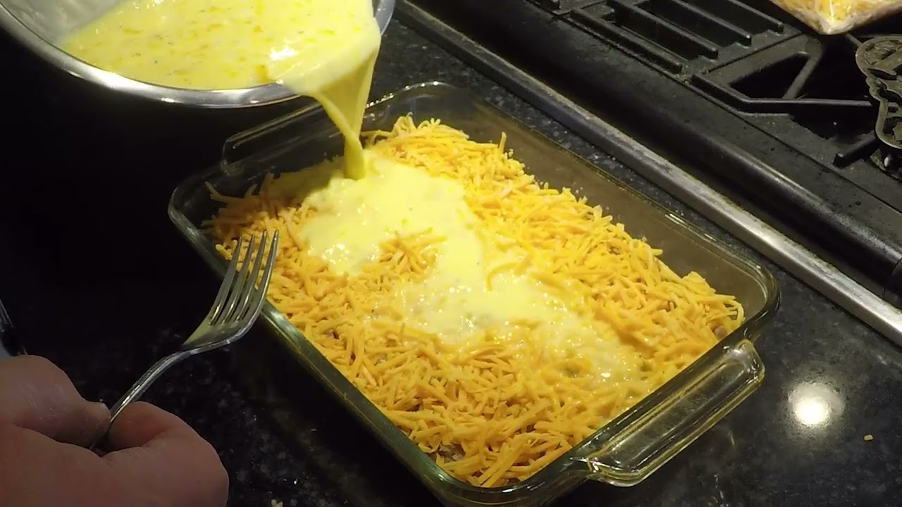 christmas-breakfast-casserole-sausage-eggs-and-cheese-casserole-with