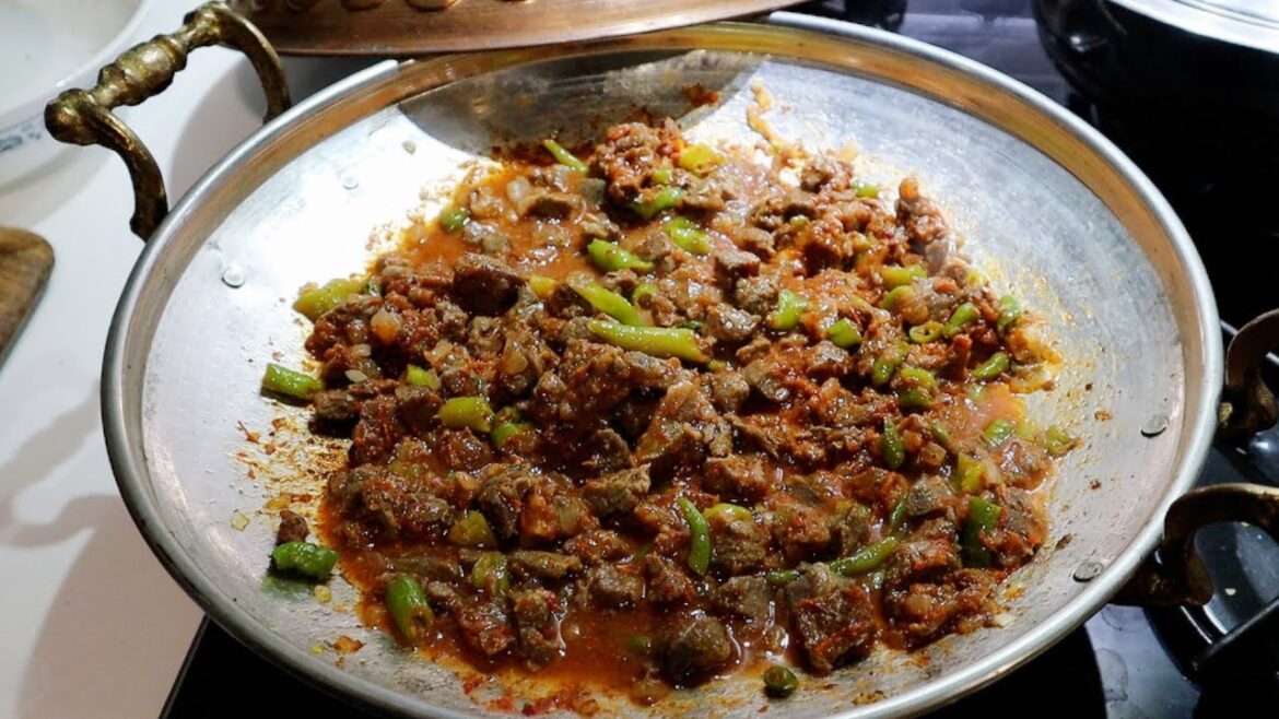 Turkish Style Beef Stir fry “SAC TAVA” / Sac Tawa & Ancient Bulgur Pilav Turkish Style Beef Stir fry "SAC TAVA" / Sac Tawa & Ancient Bulgur Pilav