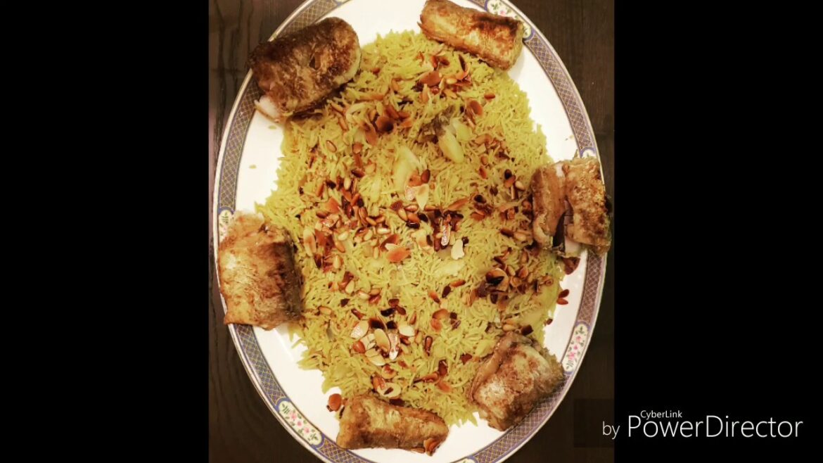 Lebanese Sayadieh (Fried fish and spiced rice)