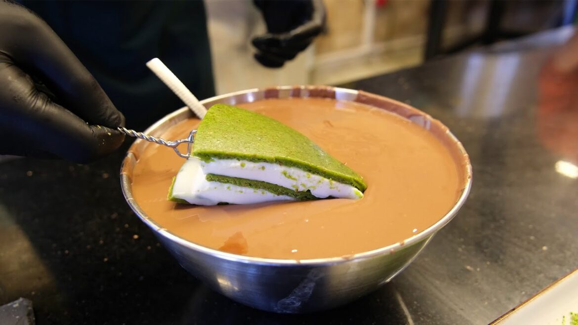 Amazing Turkish Kunafa and Pistachio Paste With Ice Cream | Turkish Dessert