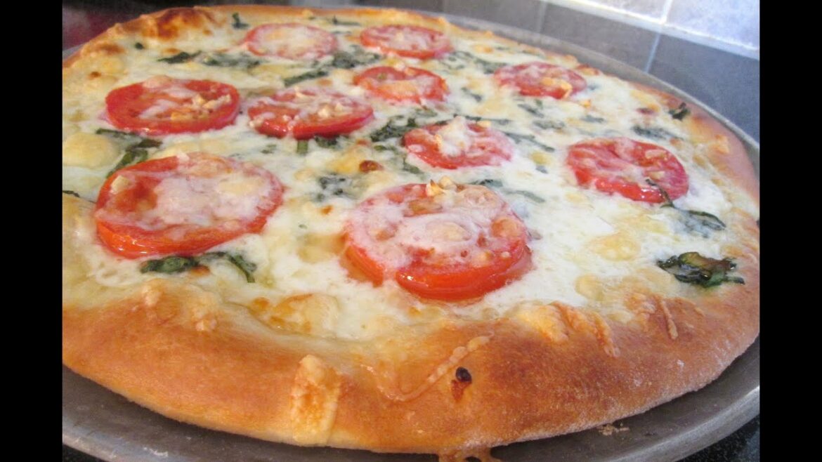 Margherita Pizza – Fresh Garlic, Basil and Roma Tomatoes – PoorMansGourmet Margherita Pizza - Fresh Garlic, Basil and Roma Tomatoes - PoorMansGourmet