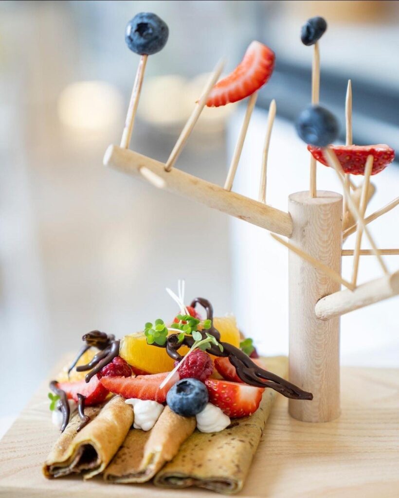 Berries after a medieval castle siege smh