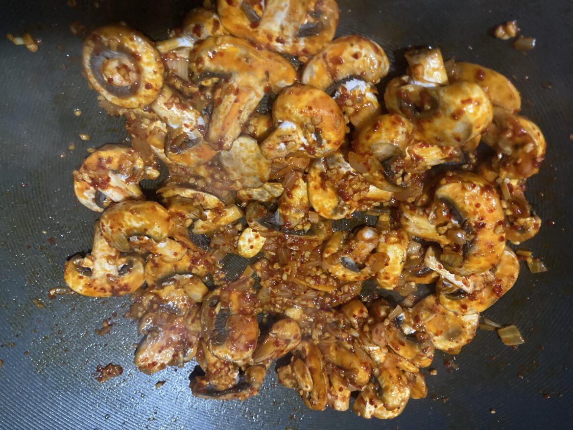 Spicy Garlic Mushrooms