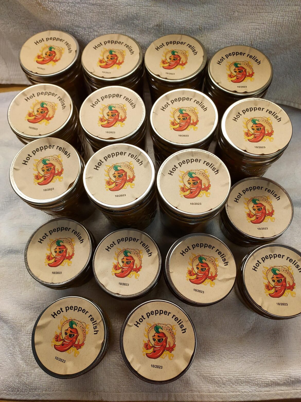 Hot pepper relish, (incase the label didn't give it away😁)