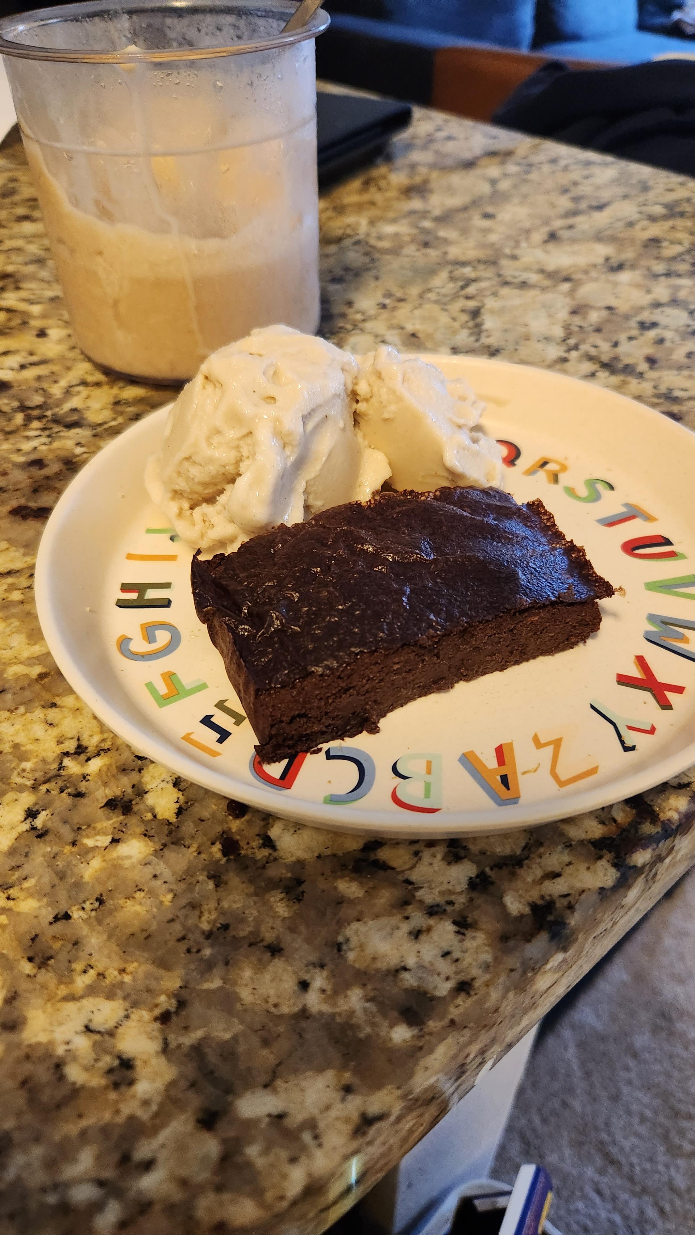 Ultimate volume dessert. Ridiculous brownie (64 cal) + ninja creami