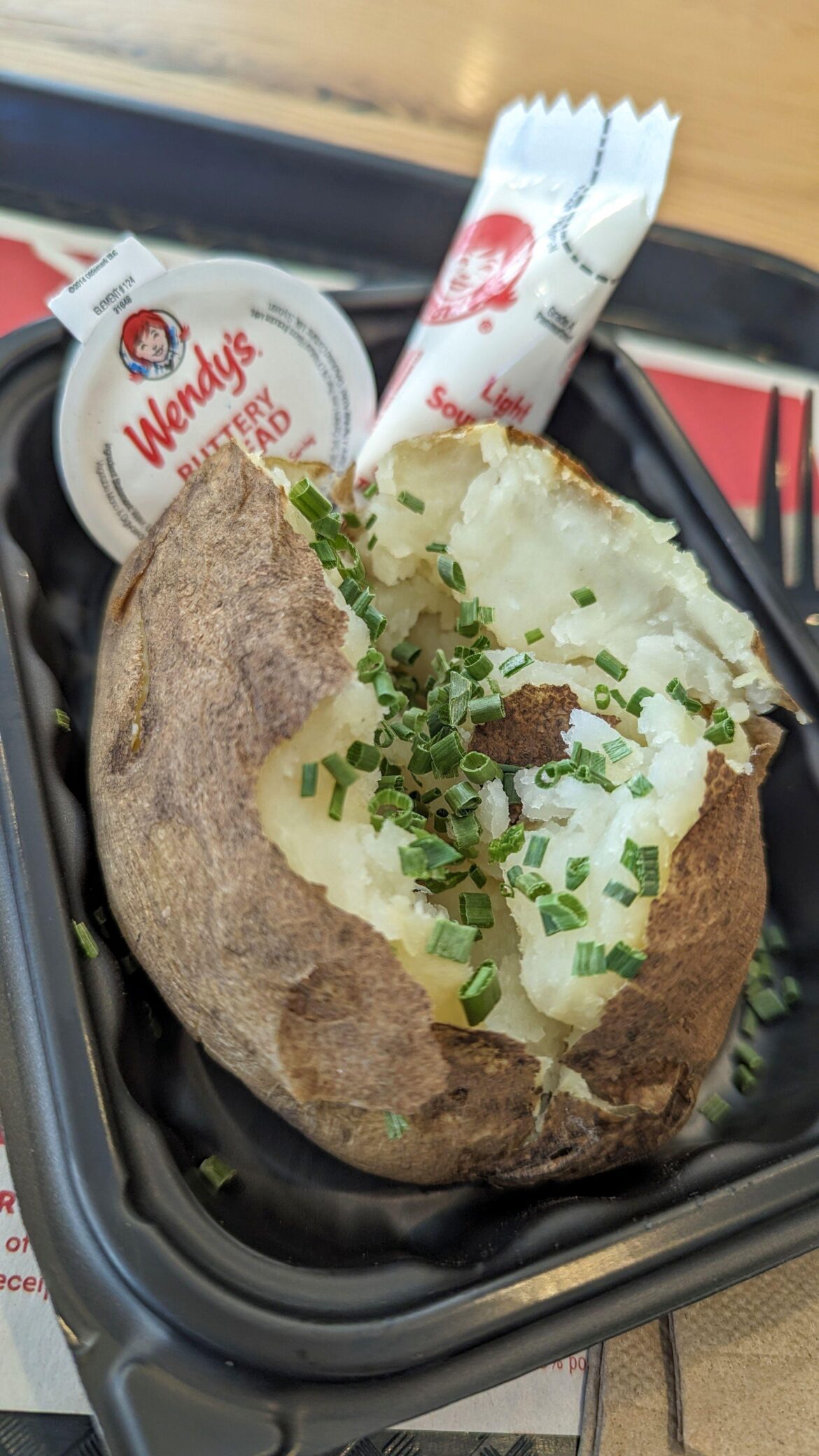 What r some tasty/interesting alternative items that u wouldn't expect from restaurants? Example: Wendy's Baked Potato [pictured], Del Taco Cheeseburger, Yoshinoya Clam Chowder. (also keeping with my routine, baked potato was $3.59)