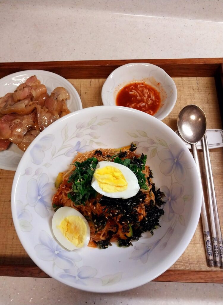Bibim guksu