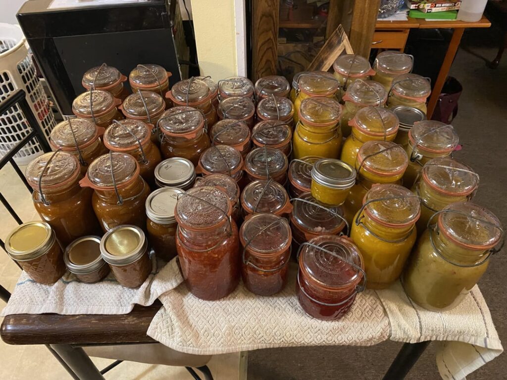 Just finished a canning marathon yesterday! Spicy Bbq sauce, tangy bbq sauce, honey bbq sauce, strawberry habenero jam, strawberry mango habenero jam, habenero hot sauce, hot pepper mustard, and hot pepper honey mustard 😵