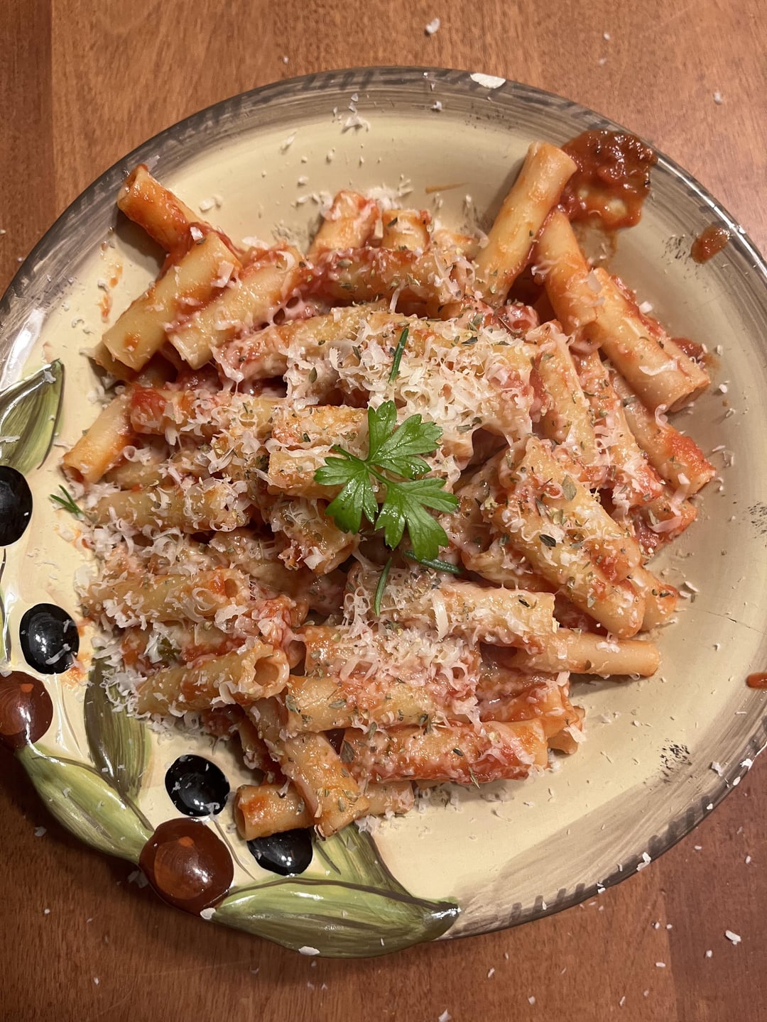 Fresh Ziti pasta with homemade Italian tomato sauce topped with fresh