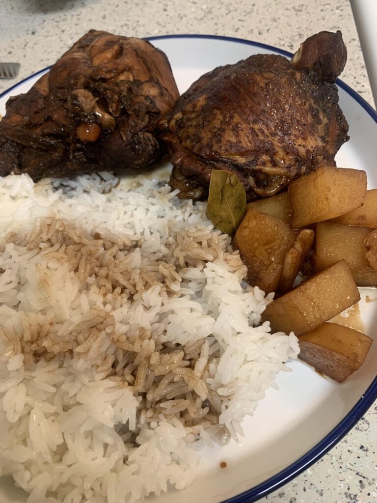 [Homemade] Filipino Chicken Adobo with potatoes