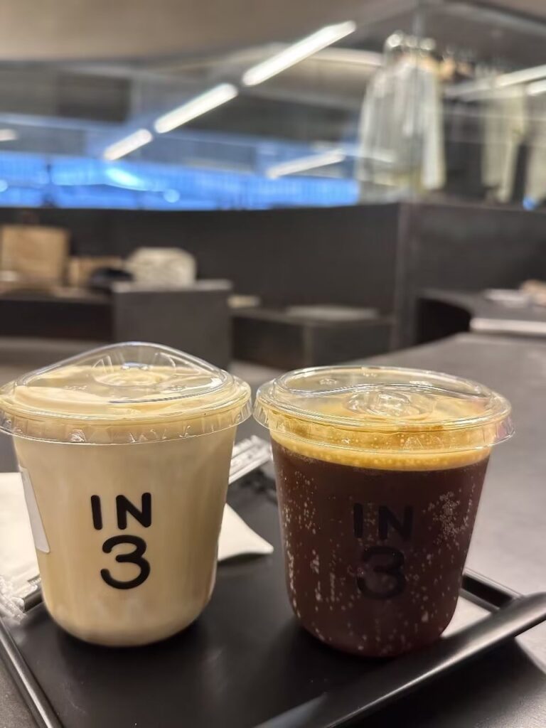 Oatmeal milk latte. Nice:)