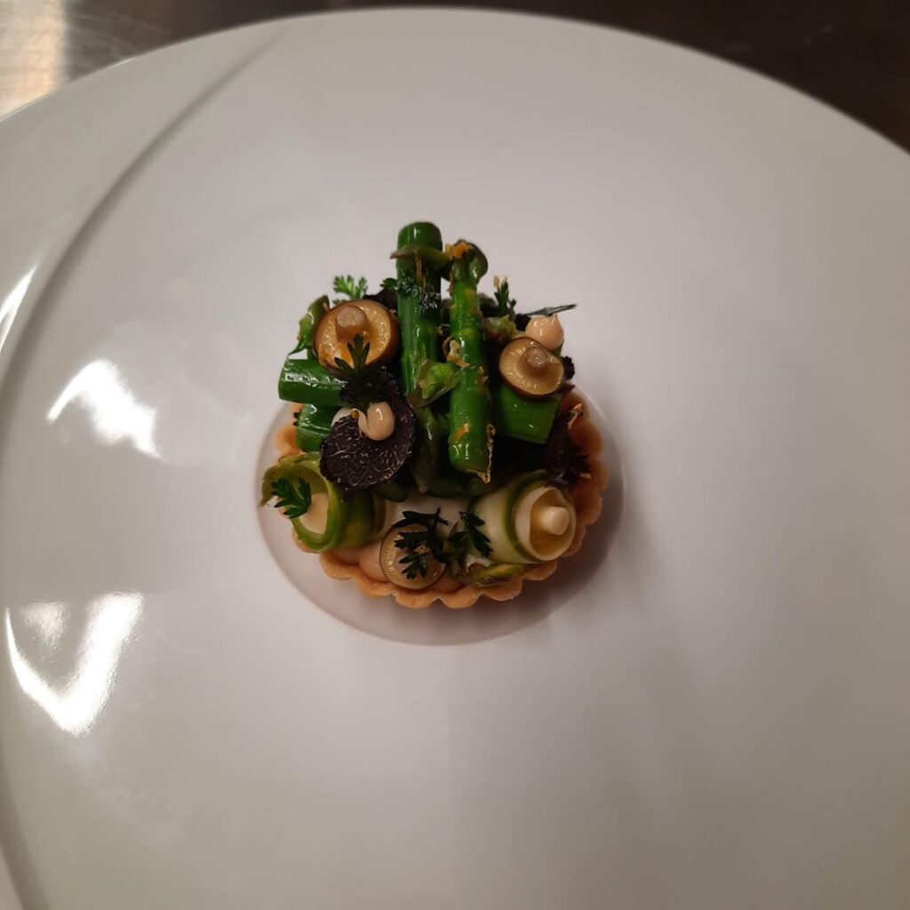 Asparagus Tart, Parmesan Panna Cotta, Truffle Emulsion, Blanched Asparagus, Pickled Shimeji, Crispy Chervil