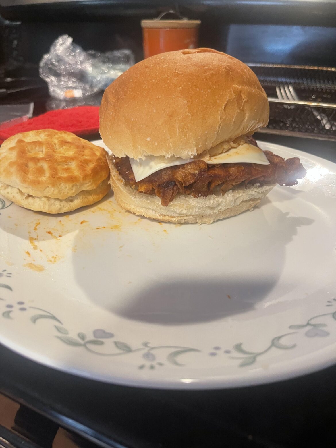 Fried chicken w/ mashed potato