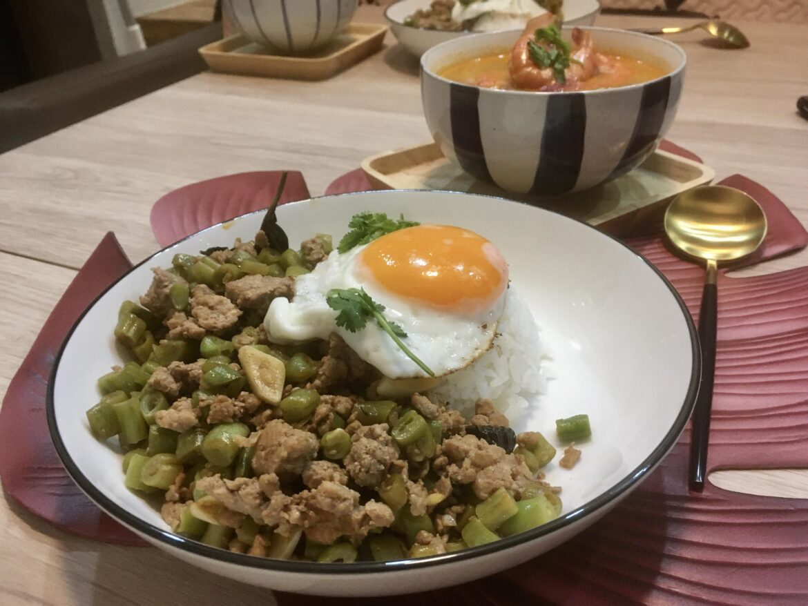 Pad krapao moo - Thai basil and pork stir fry