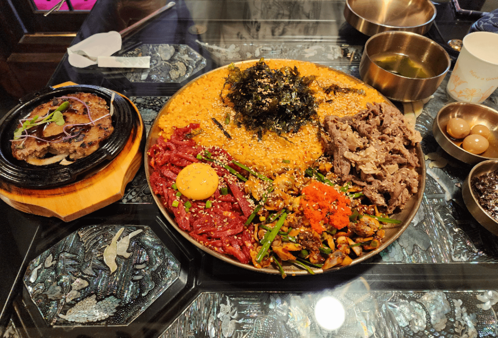 Emperor Bibimbap @ Hwangnam Dukkeobi in Gyeongju, South Korea