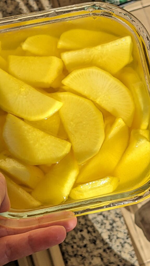 My first pickled radish (danmuji)