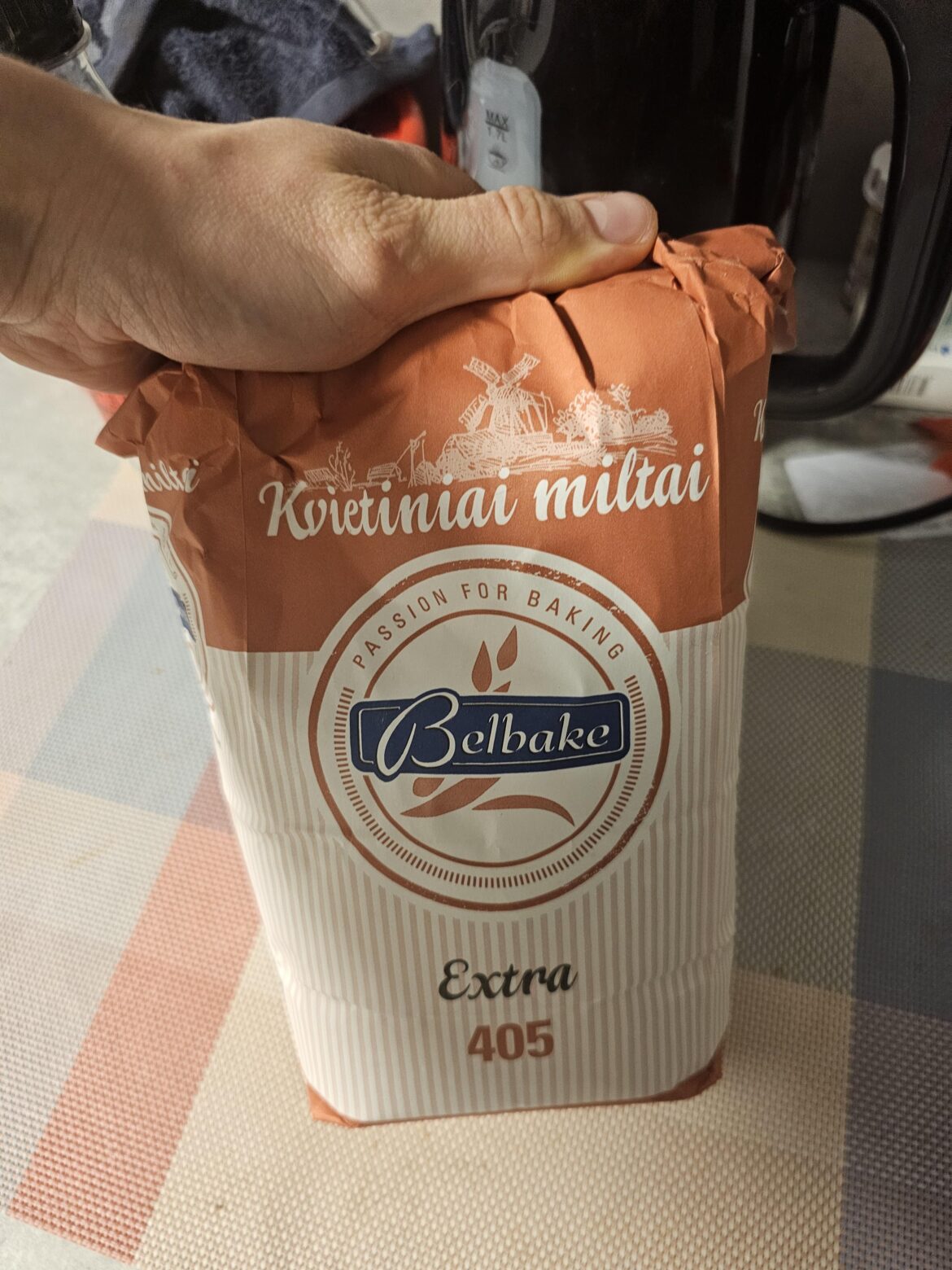 A question regarding flour used for a pizza dough.