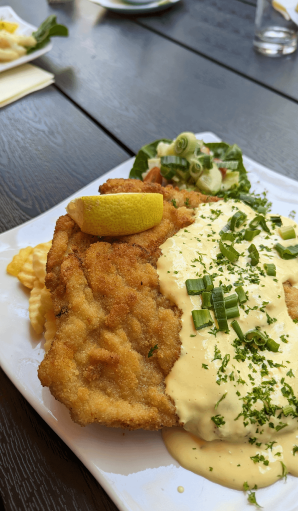 Schnitzel with fries and hollandaise