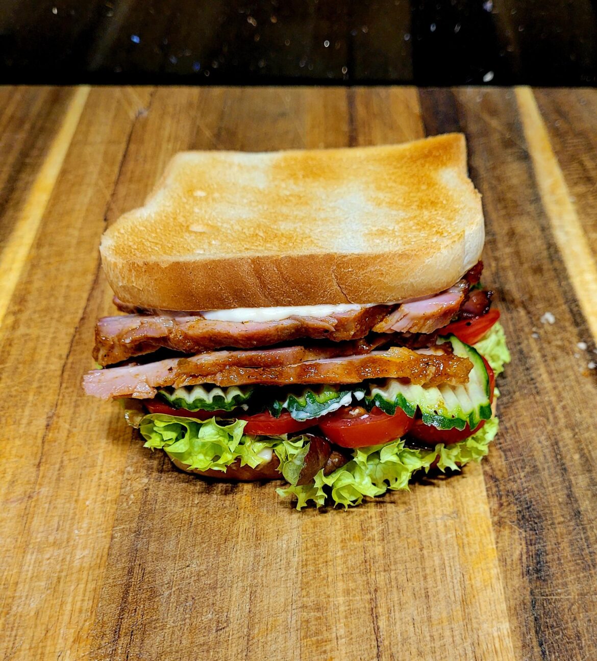 Smoked turkey sandwich