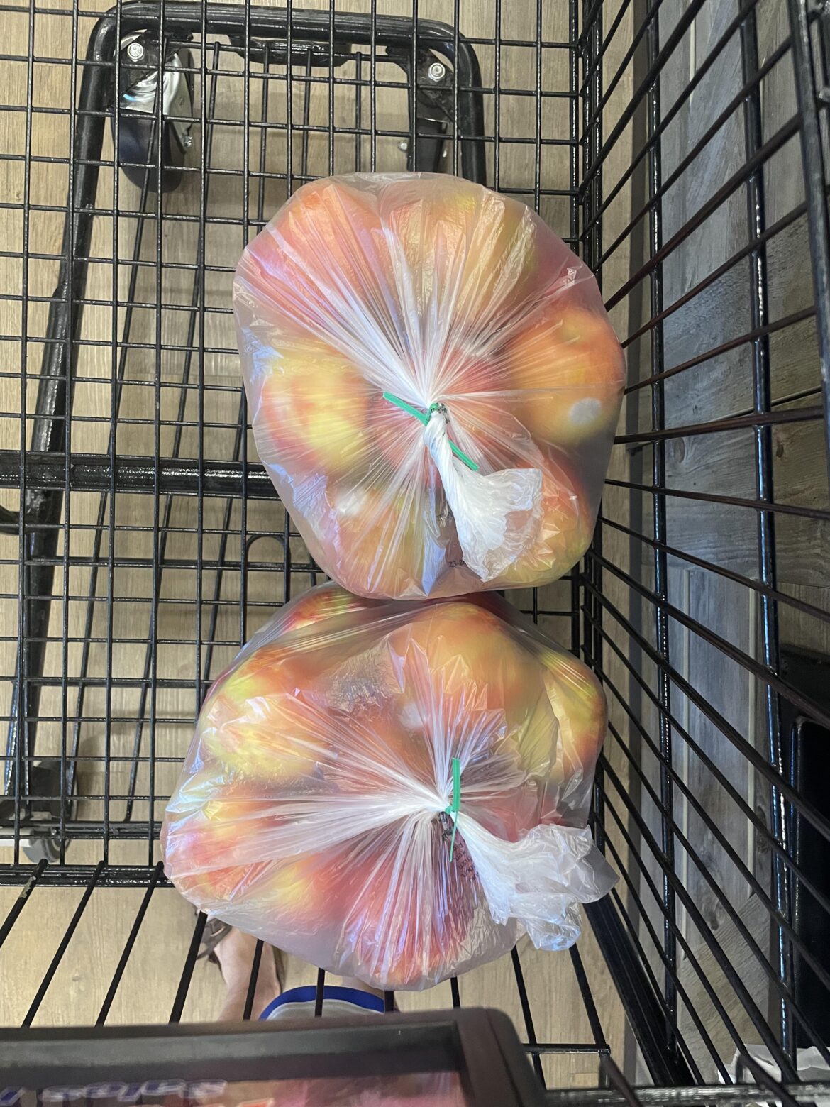 Honeycrisp we’re on sale