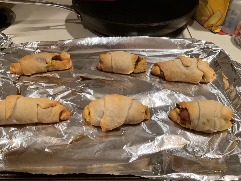 (Recreated) Make Ahead Breakfast - Warm Apple & Bacon Crescent Rolls