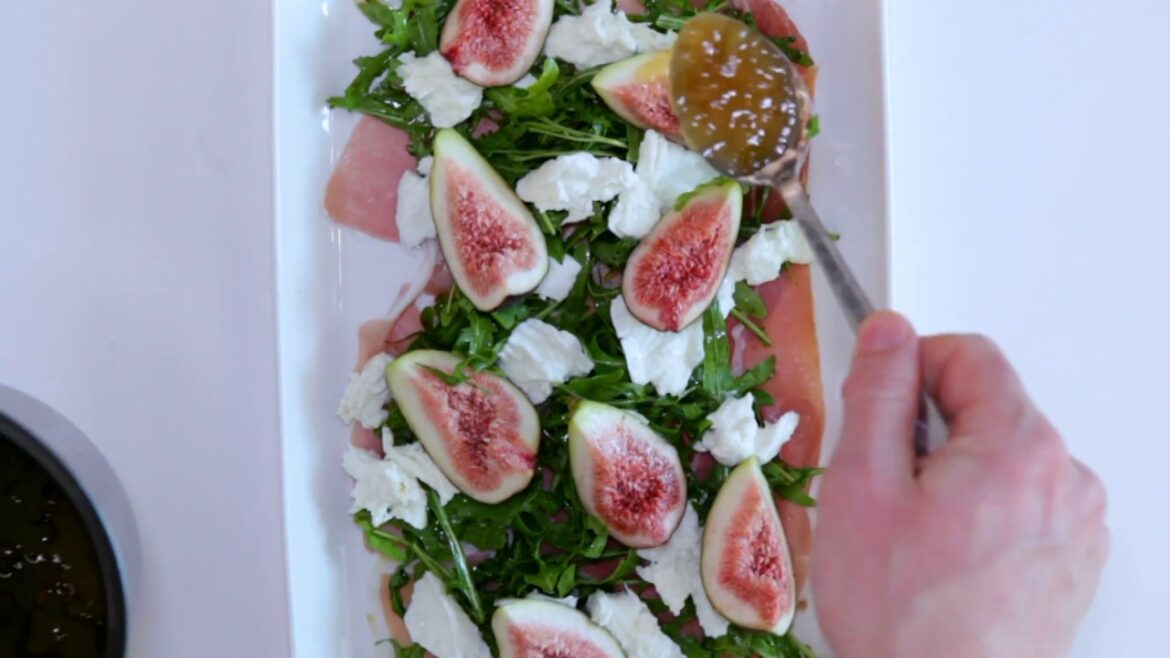 Fig, Prosciutto, Rocket and Buffalo Mozzarella Salad