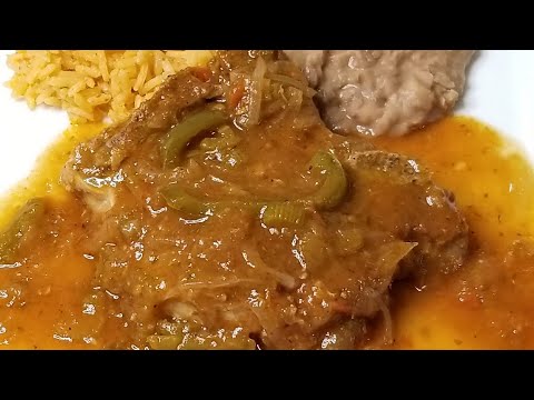 How to make PORK CHOPS IN TOMATO SALSA/ CHULETAS EN SALSA ROJA