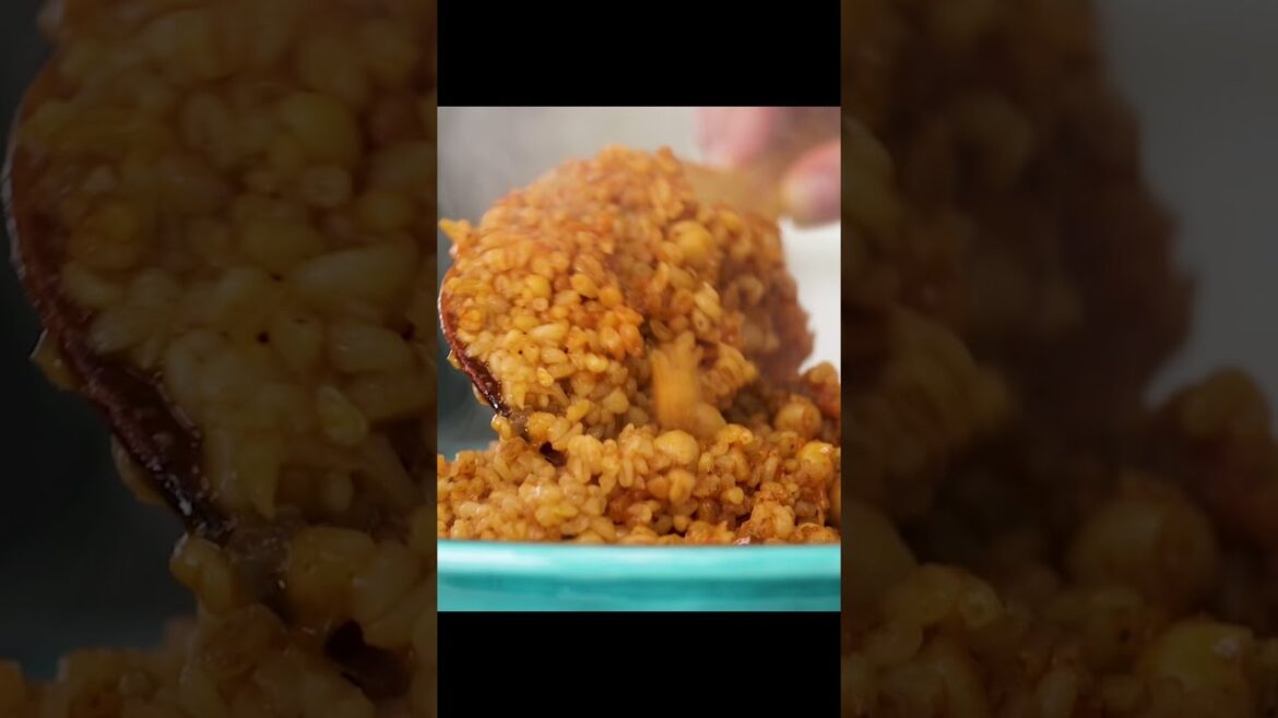 BULGUR PILAF: Vegetarian Bites from Refika’s Kitchen No:4 #shorts BULGUR PILAF: Vegetarian Bites from Refika’s Kitchen No:4 #shorts