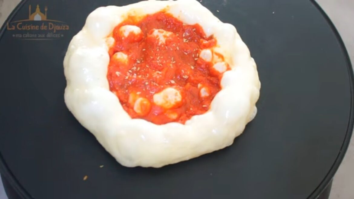 Avec cette pâte à matlouh ! Apprenez à réaliser 3 recettes de pain facile