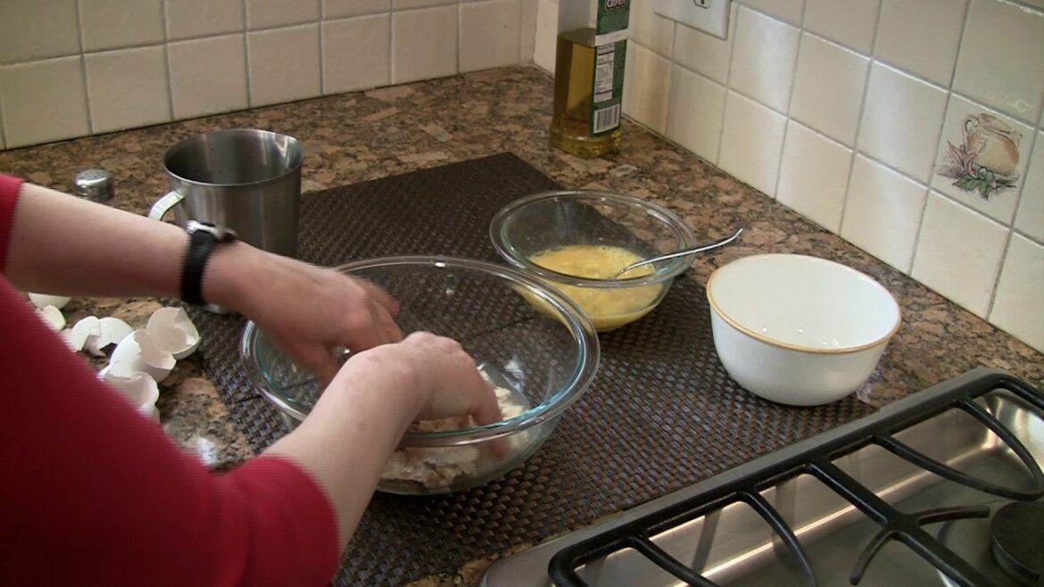 Passover Classics: Matzoh Brei the Way Bubbe Used to Make It