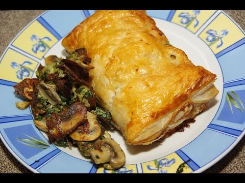 Spinach & Mushroom Turnover Spinach & Mushroom Turnover