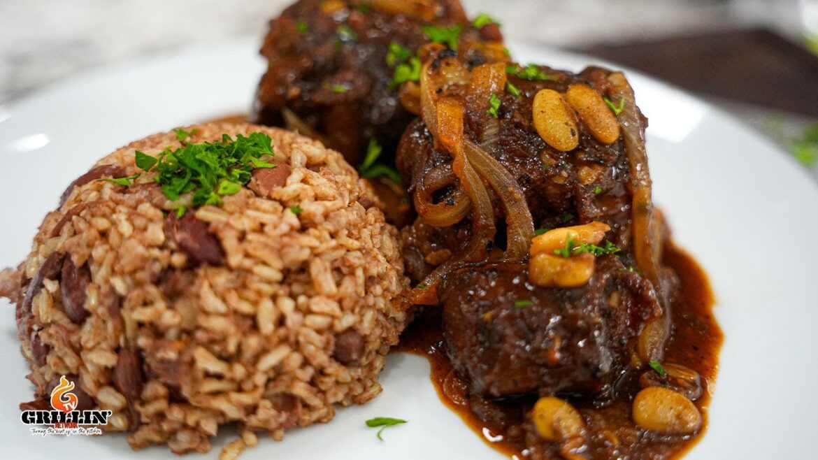 Authentic Jamaican Oxtails with @deddyskitchenINC