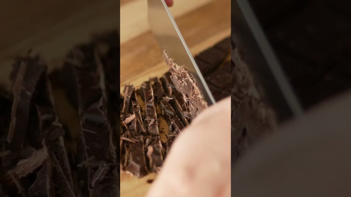 How to make chocolate covered strawberries