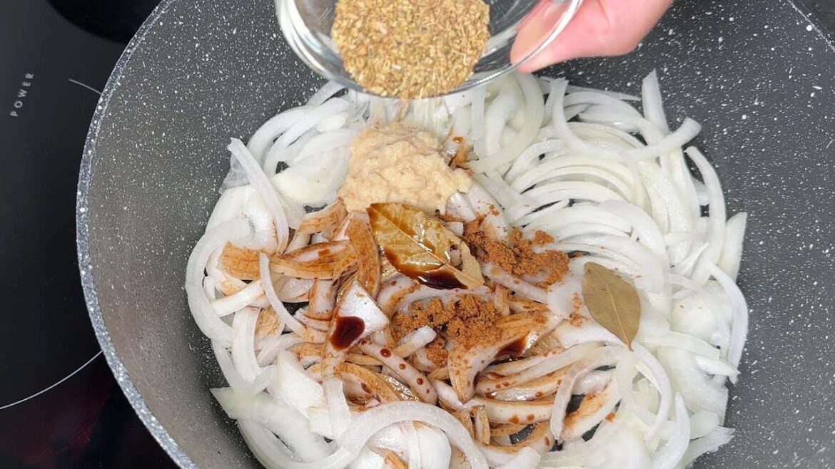 Vegetarian pastitsio (Greek lasagna) - try this delicious alternative, be surprised! simple to make!