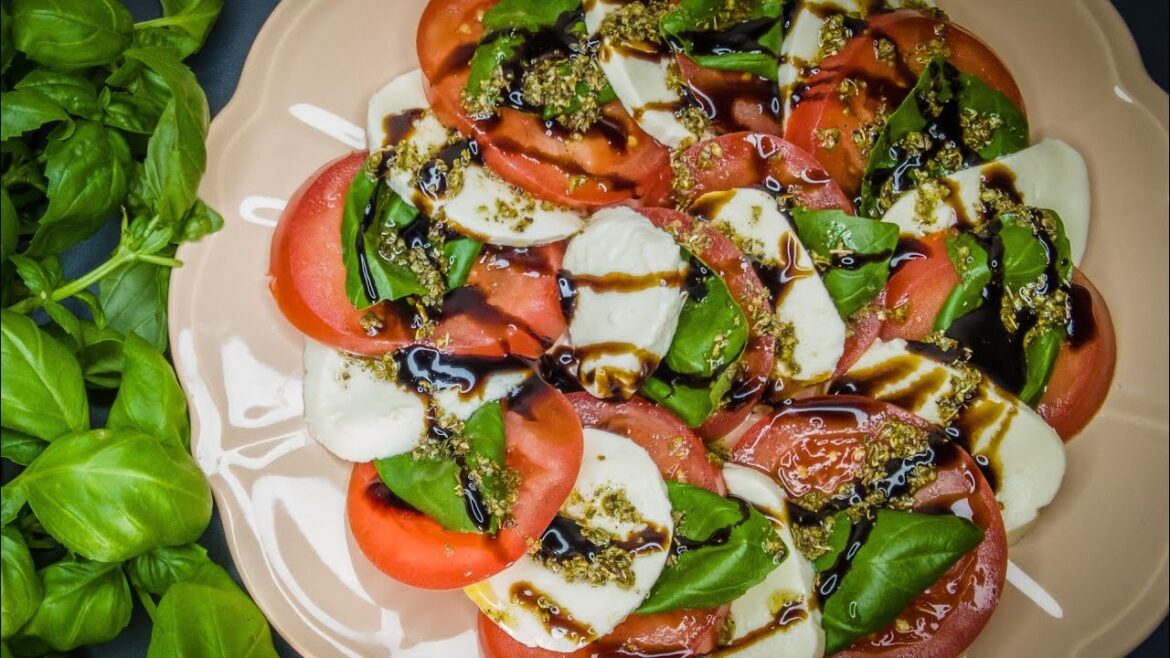 2 SIMPLE TOMATO SALADS in 10 MINUTES! 2 SIMPLE TOMATO SALADS in 10 MINUTES!