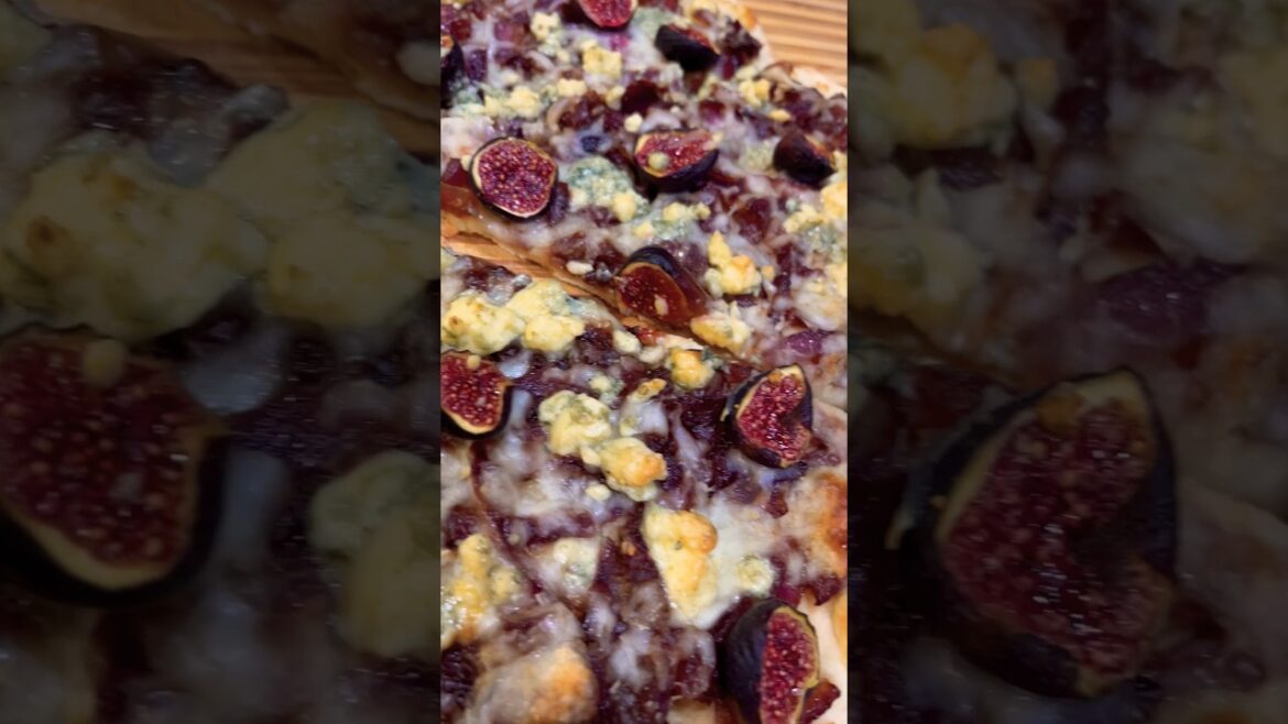 Fig and Blue Cheese Pizza with Caramelized Red Onions and a Balsamic Vinegar Glaze Fig and Blue Cheese Pizza with Caramelized Red Onions and a Balsamic Vinegar Glaze
