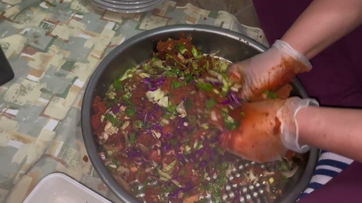 Kisir (Taboule-Kurdish /Turkish Bulgur Wheat Salad) Kisir (Taboule-Kurdish /Turkish Bulgur Wheat Salad)