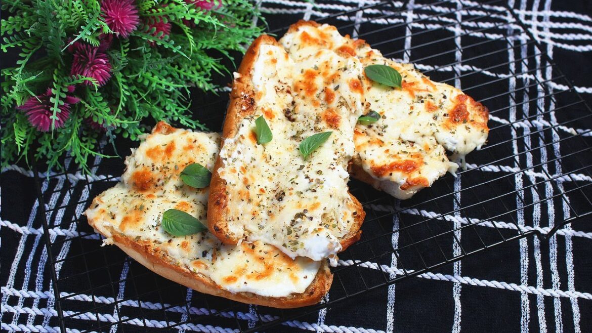 Garlic Roasted Butter Bread Roll Recipe ITurkish Labneh & Mozzarella Cheese Garlic Roast Bread Roll Garlic Roasted Butter Bread Roll Recipe ITurkish Labneh & Mozzarella Cheese Garlic Roast Bread Roll