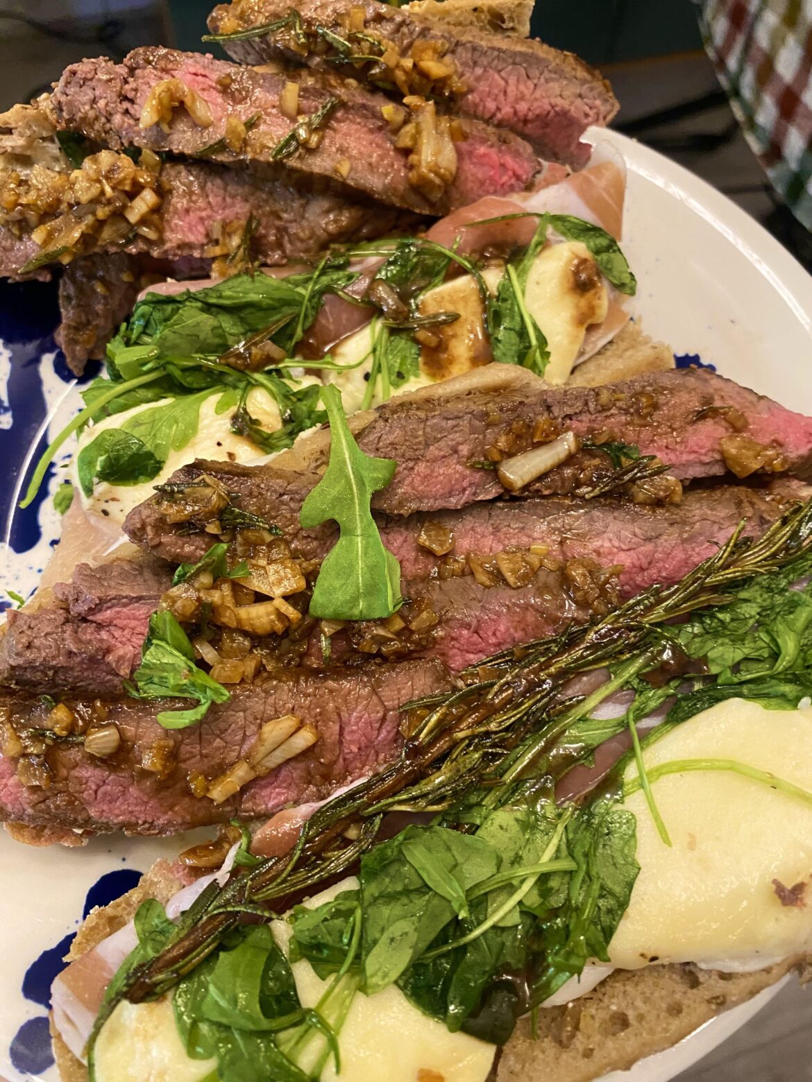 Steak sandwich w/ mozzarella and prosciutto