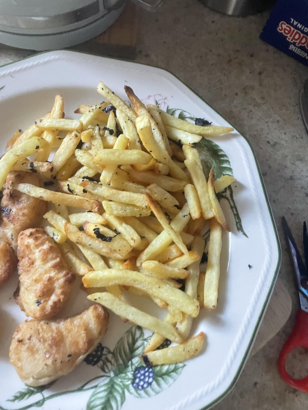 how many grams or calories does it look like these fries have ? Dining and Cooking